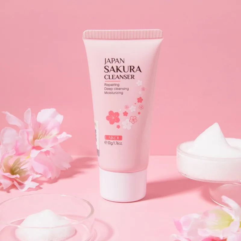 Sakura Cleanser Rich Foam Deep Clean Remove Grease Improve Oily Face