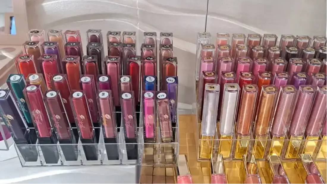 Lip Gloss Gold Label |45 Shades of Long-Lasting Shine